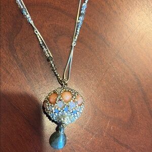 Elegant Gold and Orange Pendant Necklace
